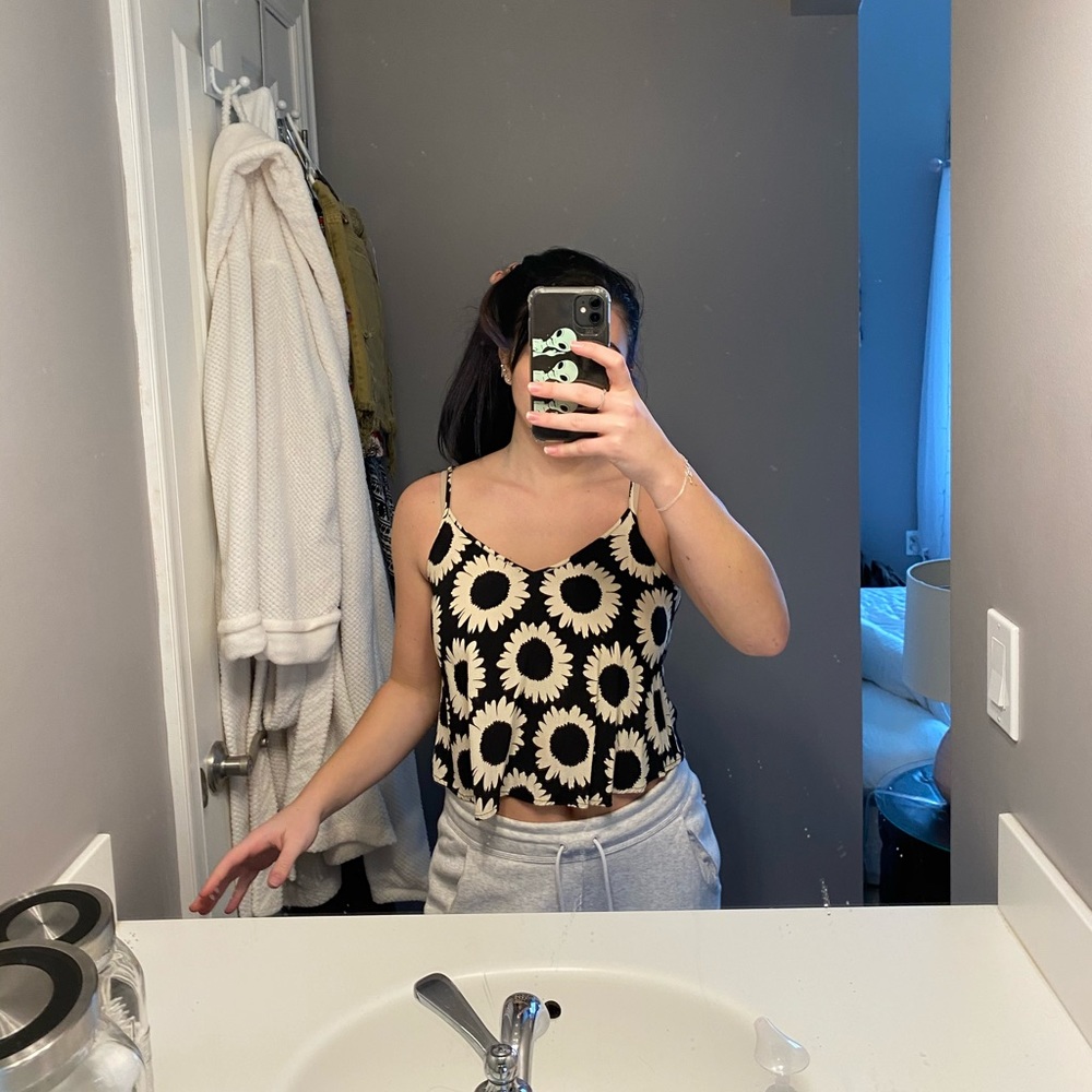Sunflower crop spaghetti top